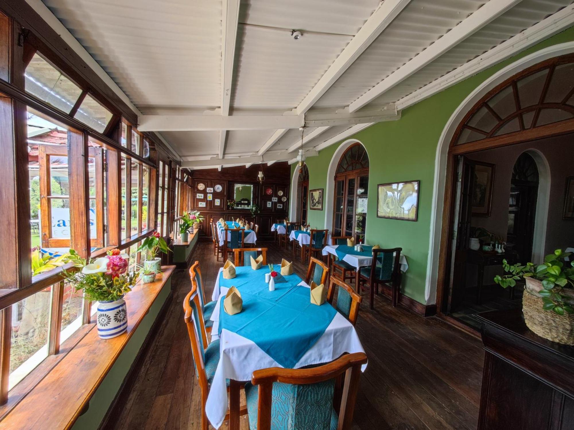 King'S Cliff Hotel Ooty Buitenkant foto