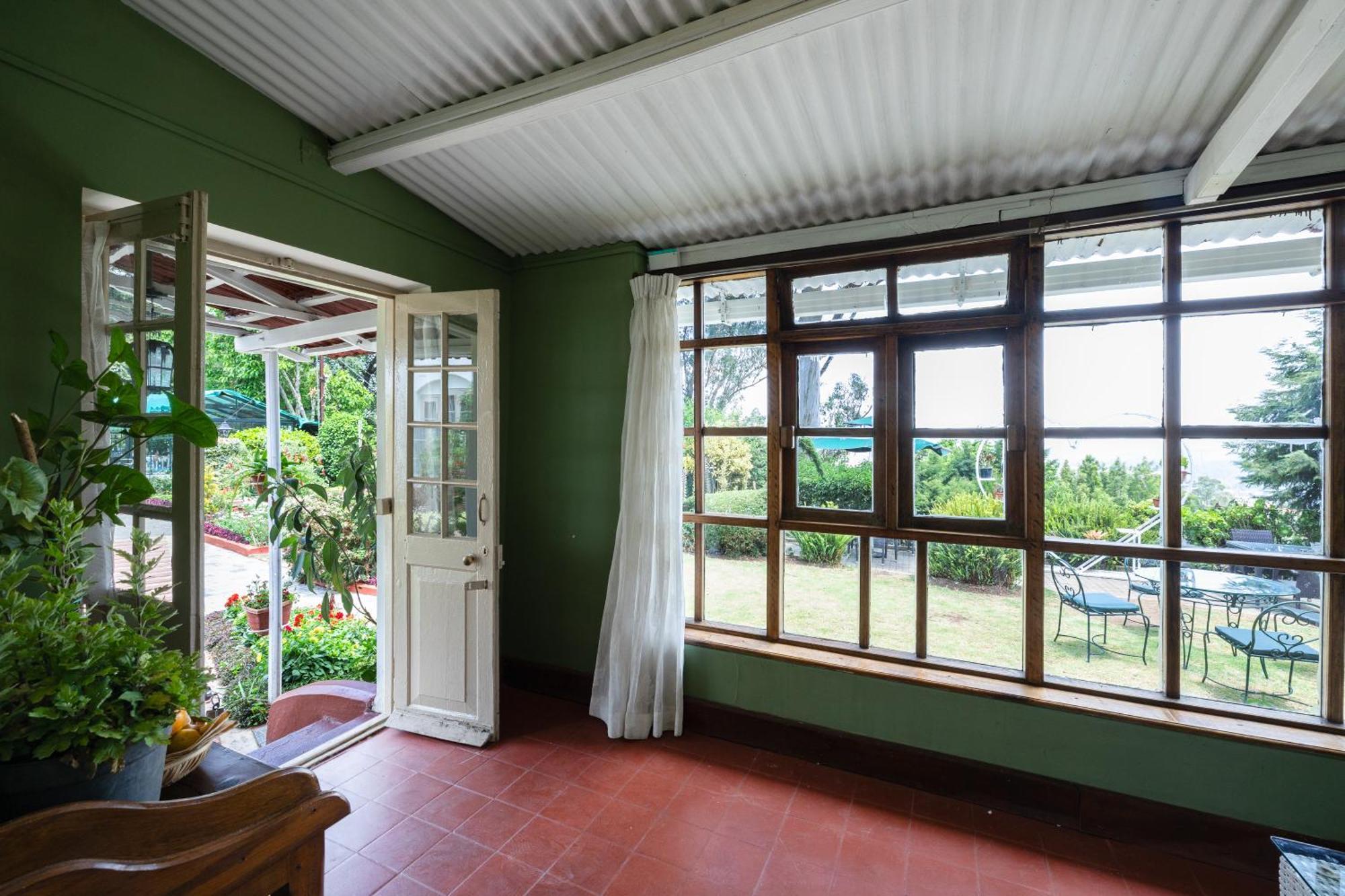 King'S Cliff Hotel Ooty Buitenkant foto